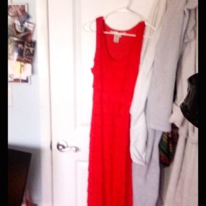 Max studio, size medium in women's, Red